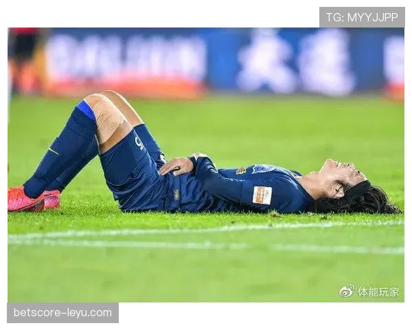 伊涅斯塔退役！22年传奇落幕，泪洒发布会：未来将转型教练之路