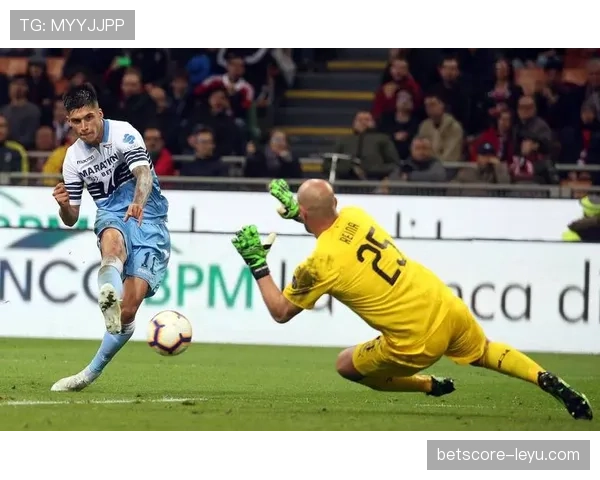 莱切逼抢体系显成效,战术革新助球队连胜回暖 莱切逼抢体系显成效,战术革新助球队连胜回暖