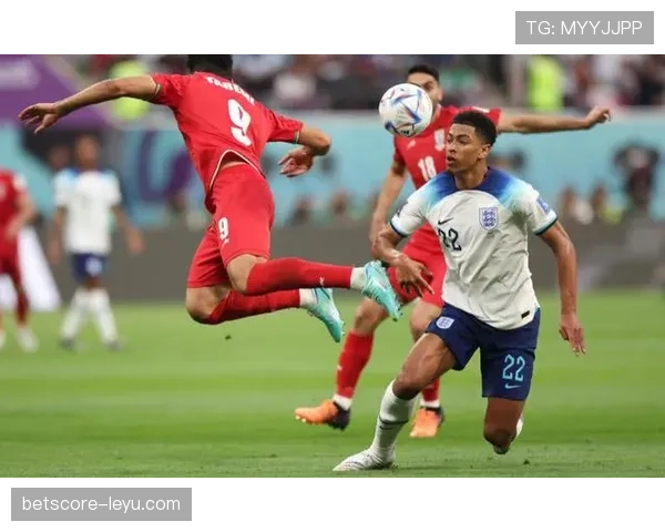 南美足球闪耀赛场：技术与战术完美融合引全球瞩目